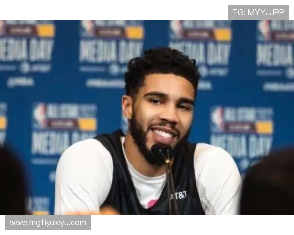 奥斯梅恩与伊萨克：身体流与技术流风格对比分析